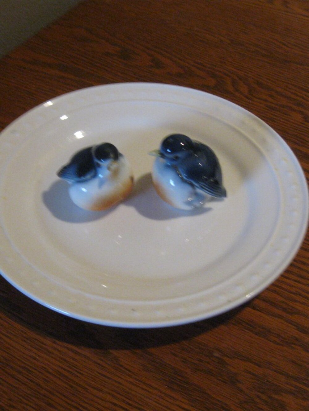 Lenox China Bluebird Salt & pepper Shakers